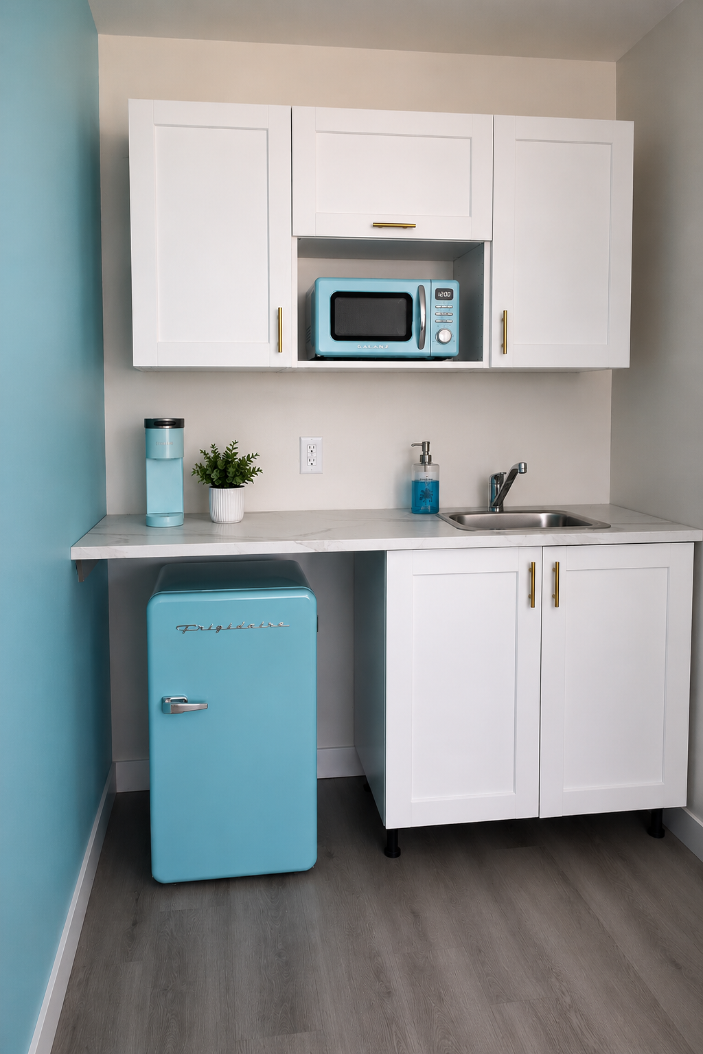 E Kitchenette E Kitchenette