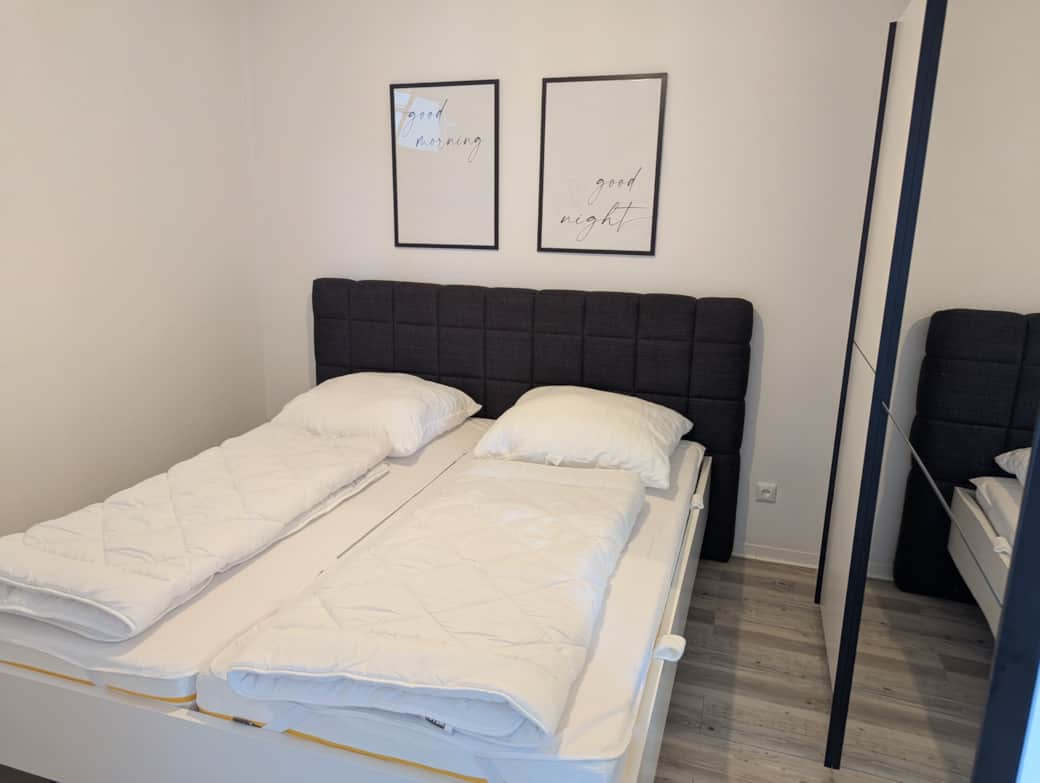Schlafzimmer 2