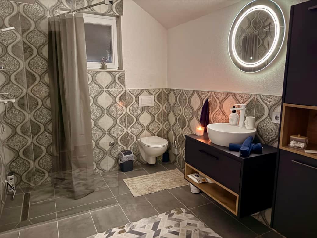 ardalys-full-bathroom-interior.jpg ardalys-full-bathroom-interior.jpg