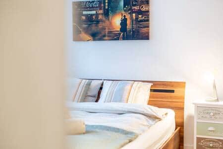 Aa782145 a002 41a8 807e bada7e24eb95