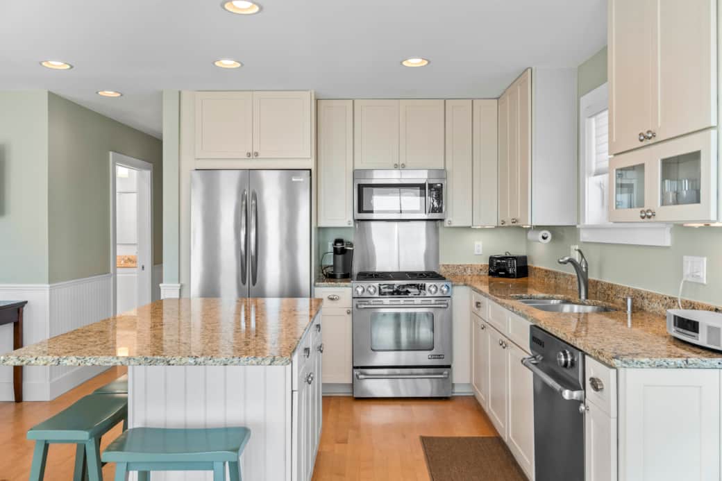 Gorgeous updated kitchen