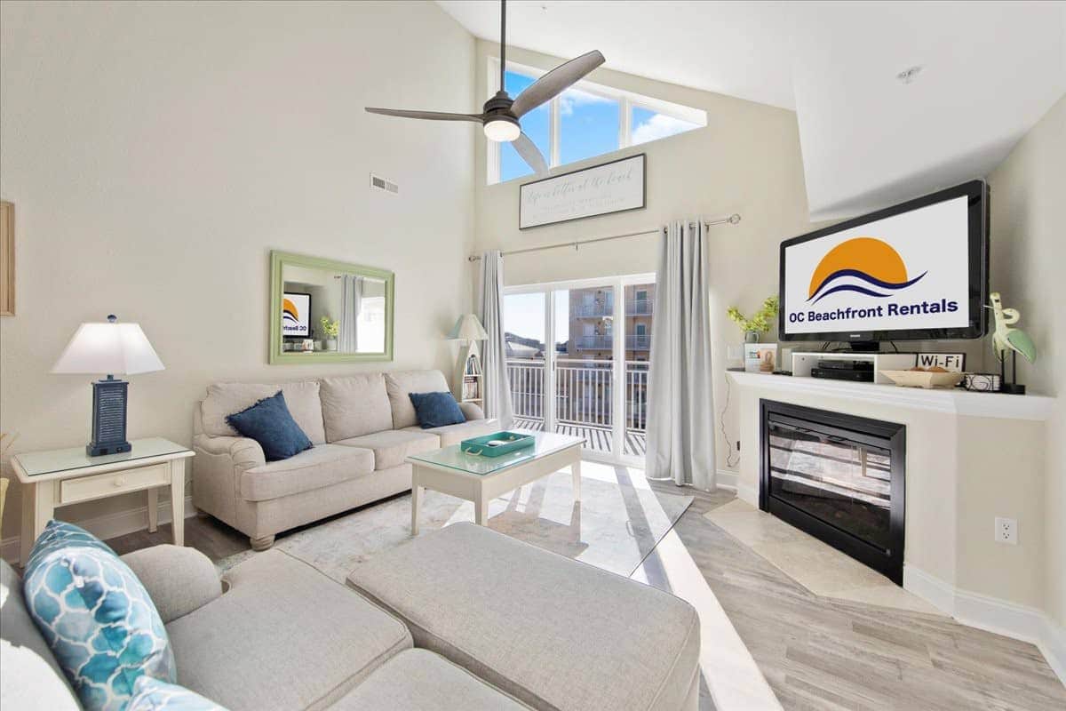 View of ⭐️Luxury Penthouse Rooftop Pool by Convention Center⭐️ - Vacation Home ...
