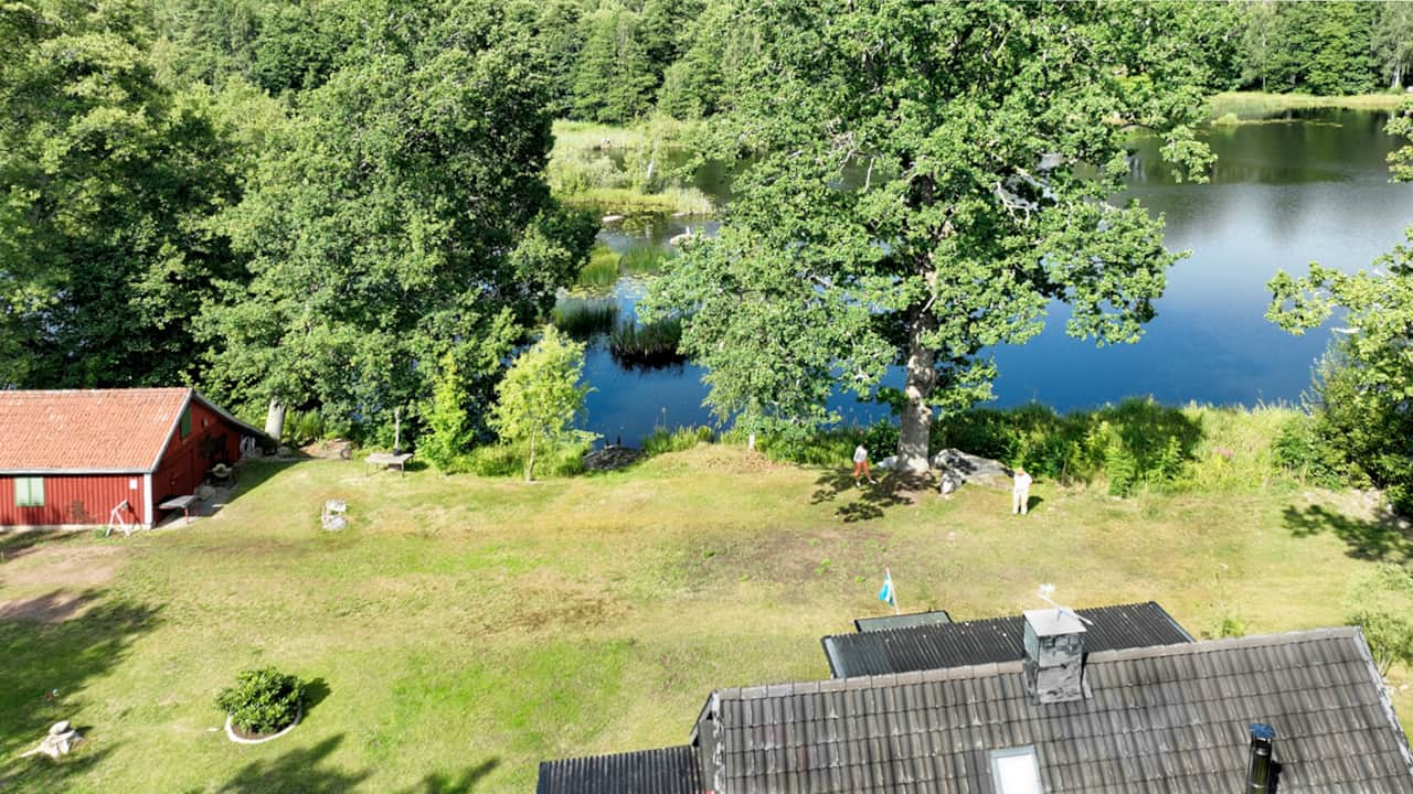 Luftaufnahme vom Ferienhaus Emålund