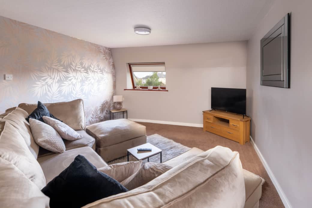 MC2 2635 HDR MC2 2635 HDR