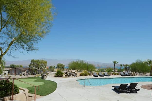 Pool & Mini Golf Pool & Mini Golf