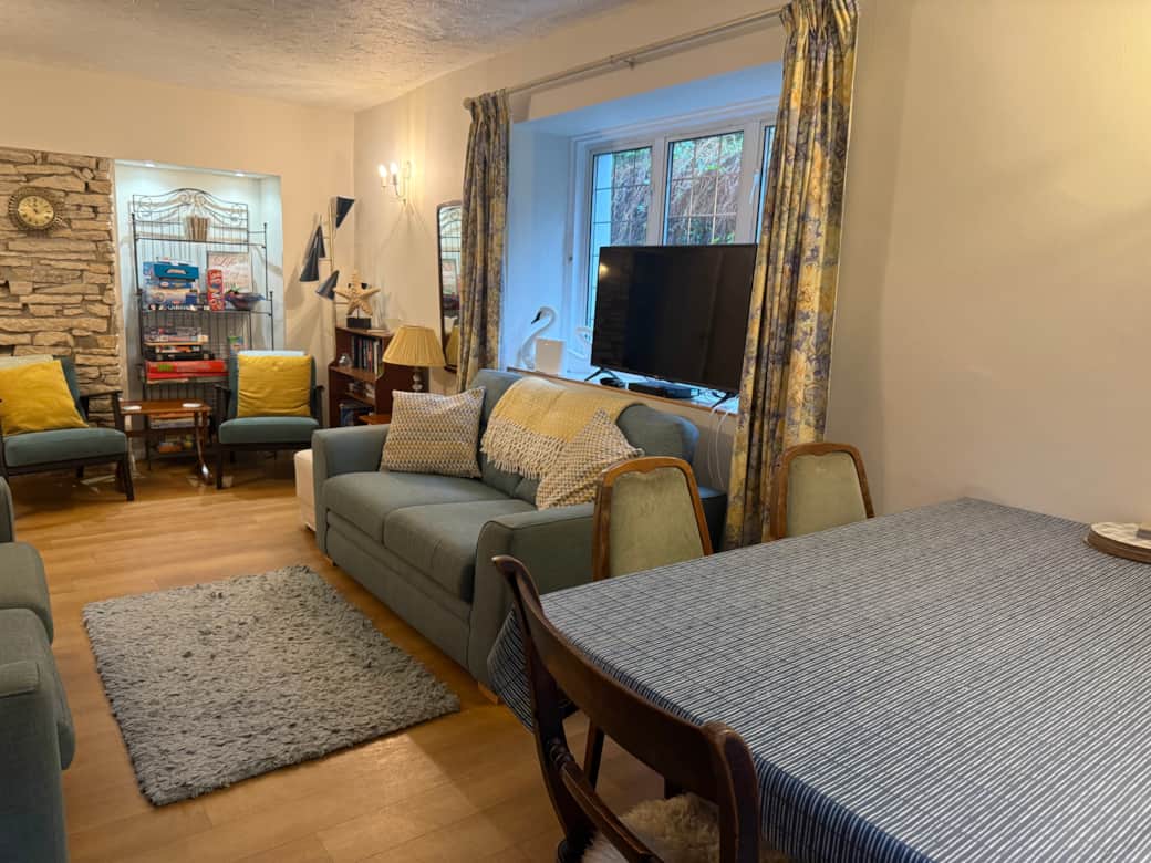 Living Area Living Area