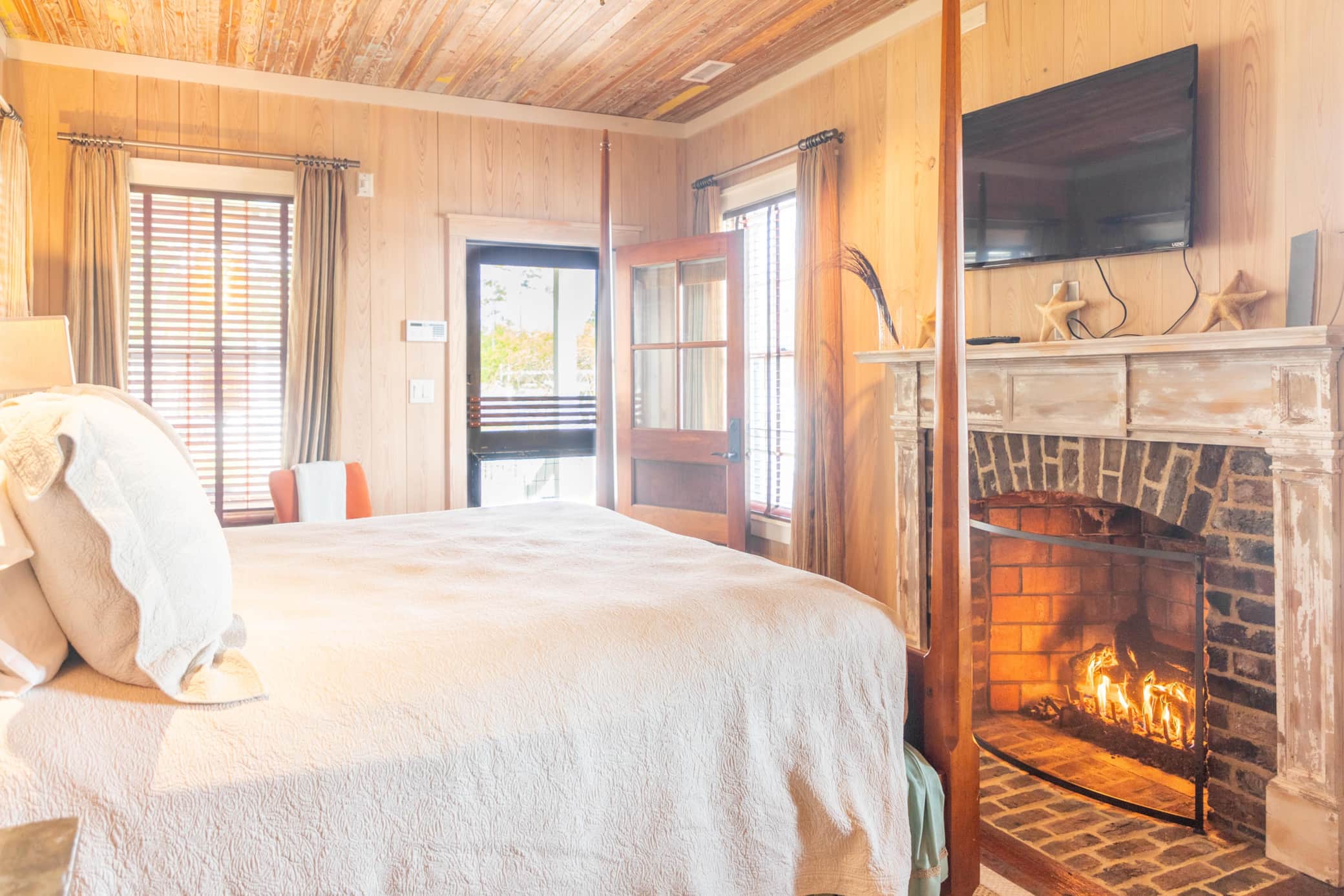 F Hatteras Captain's Cottage Bungalow in 2