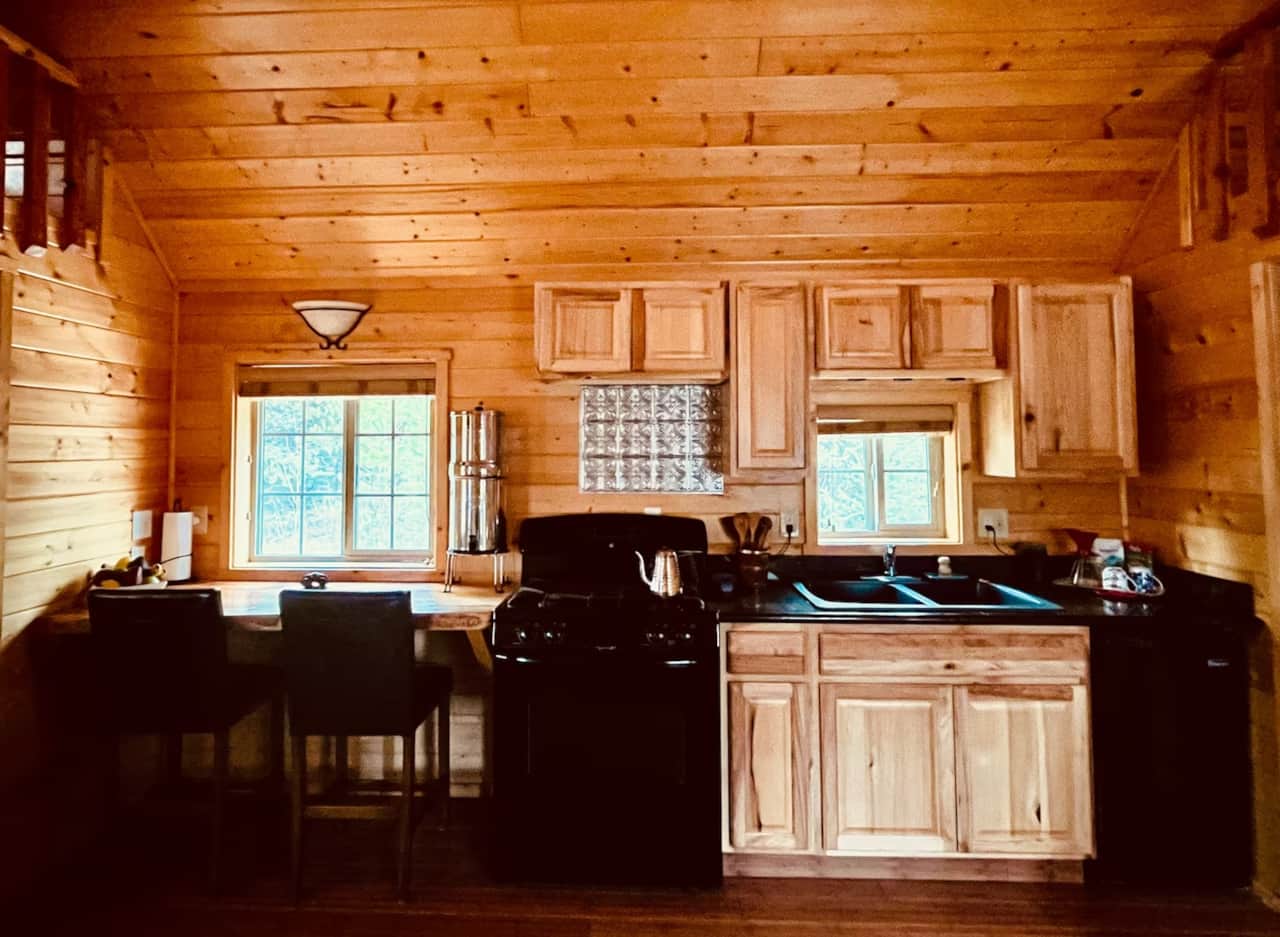 Bowman kitchen and dining area