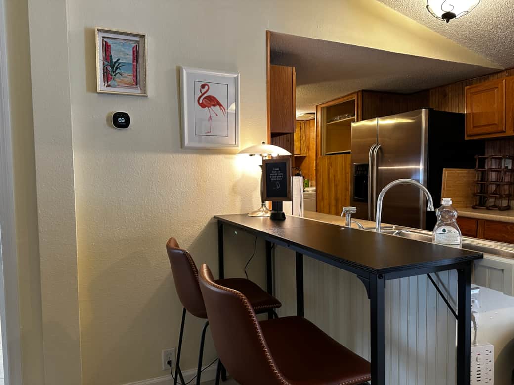 Bar/Work Area
