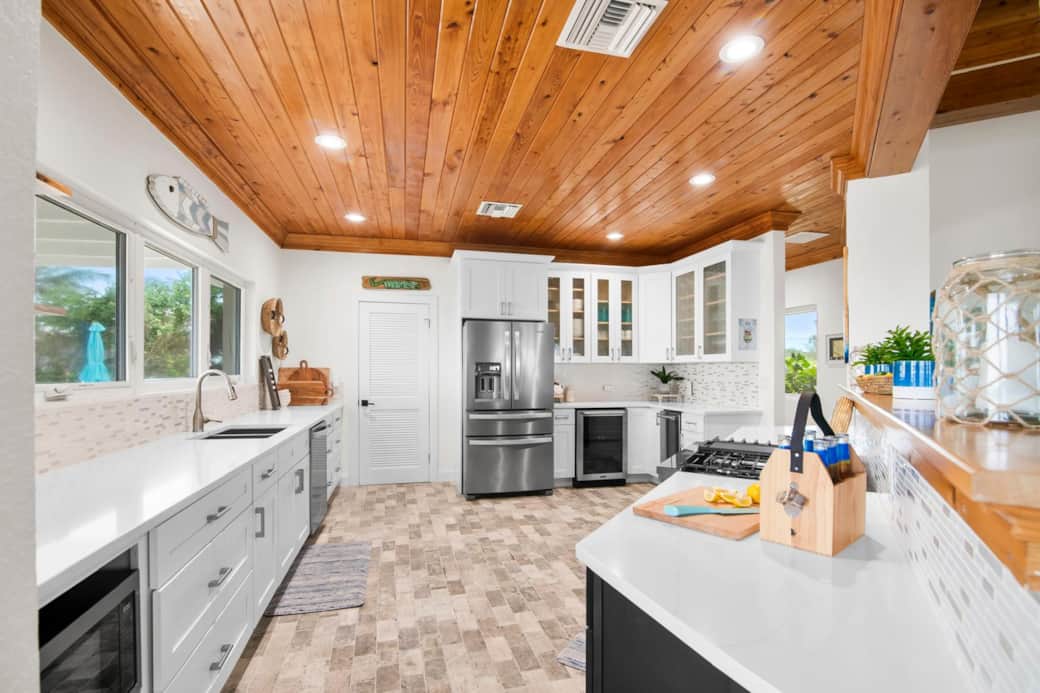A kitchen made for gathering, with views that inspire A kitchen made for gathering, with views that inspire