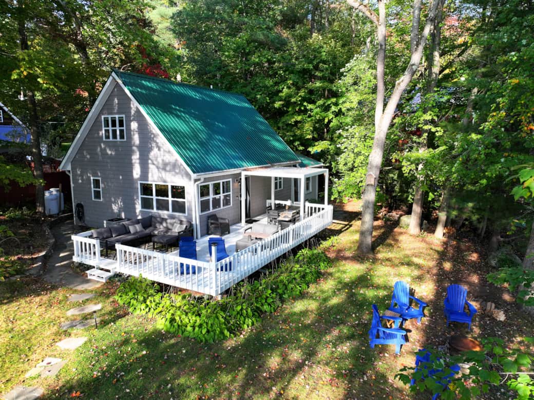 Relax and unwind with views of the lake while you listen to the bullfrogs and birds