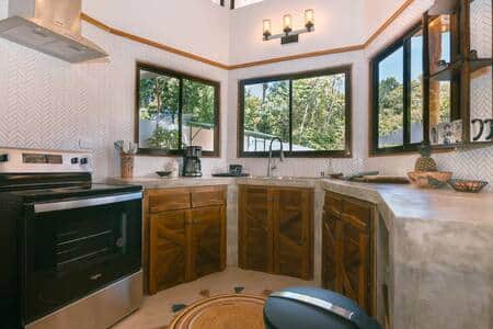 Comfortable, bright, efficient kitchen