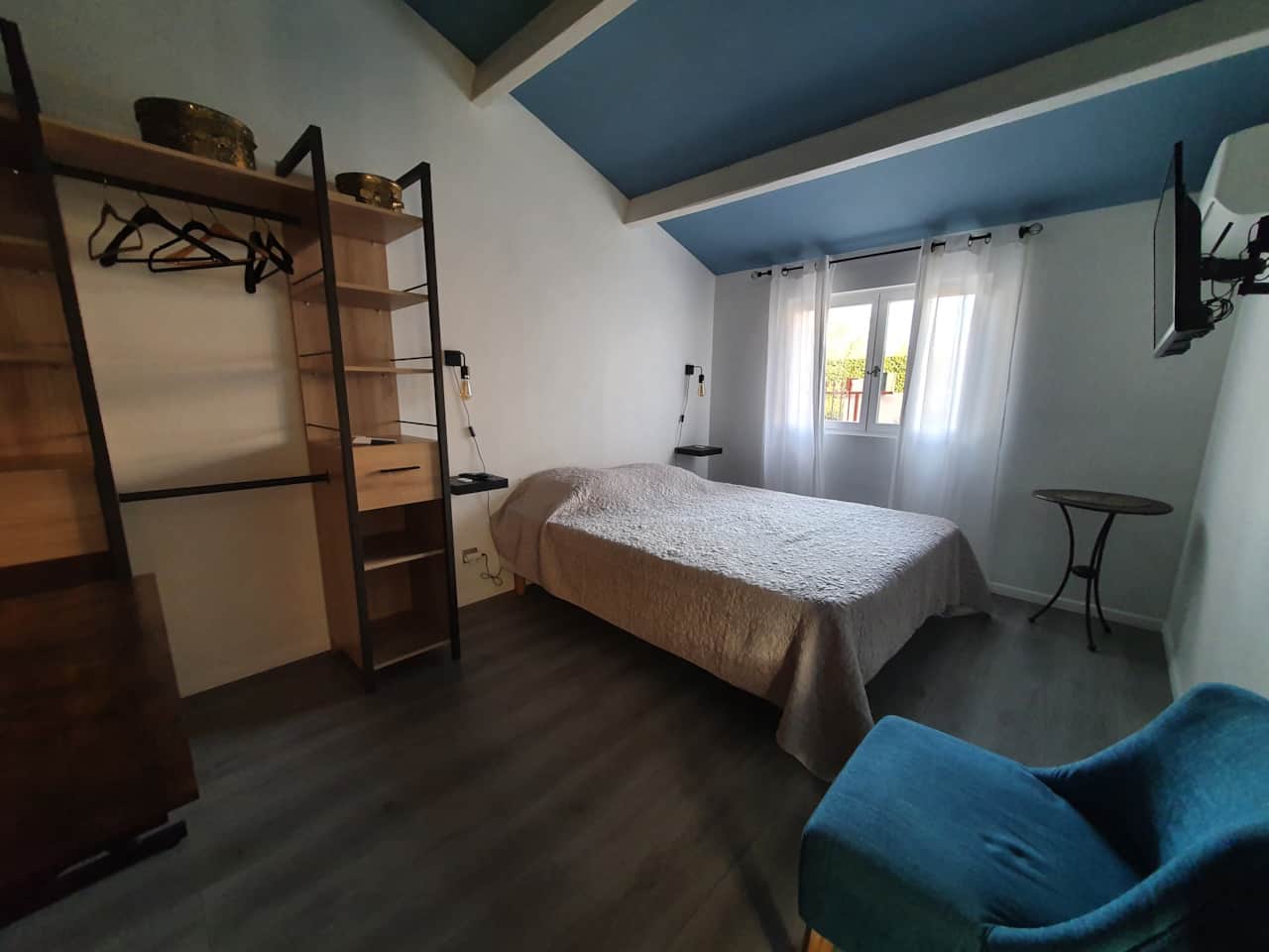 Suite Parentale, Un lit de 160, Une télévision