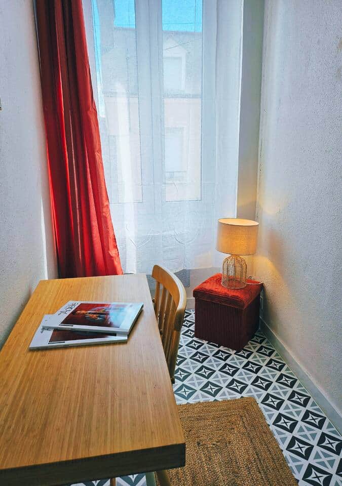 Bureau Bureau