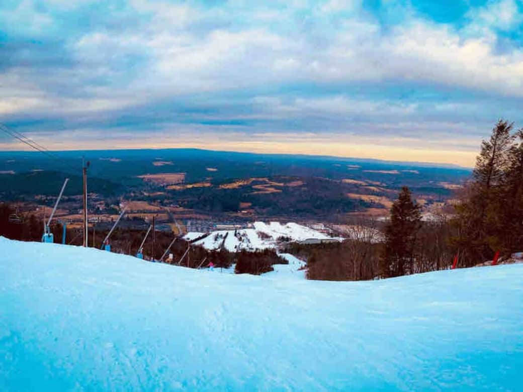 Skiing within 10 minutes