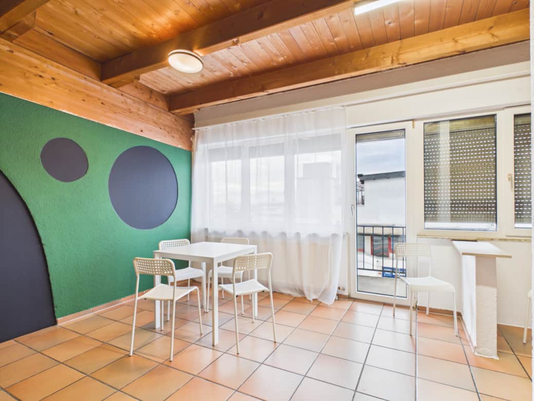 CAM05573G0 PR0012 STILL006