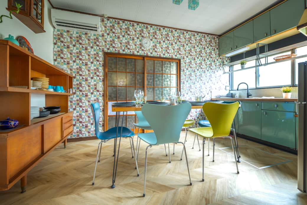 A spacious dining area with playful colours — designed for memorable family gatherings.