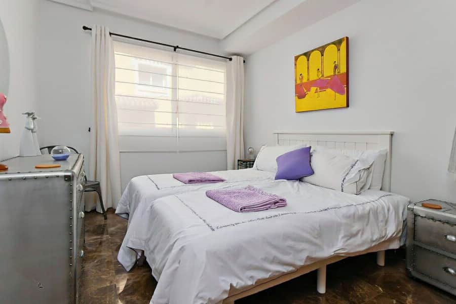 Chambre 2 avec 2 lits 90 x200cm