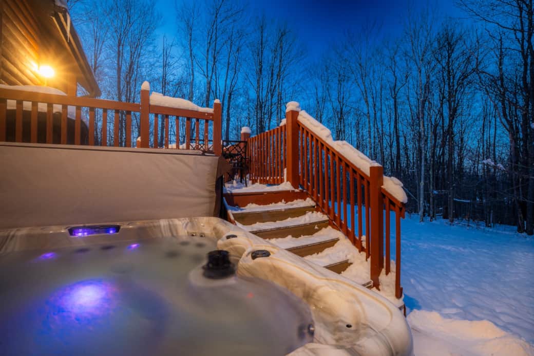Hot tub for 6 on our extended deck