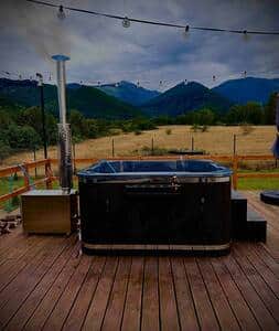 Hot tub