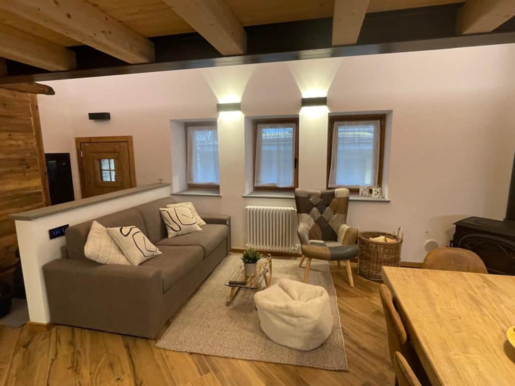 Ling Room Chilling Area Ling Room Chilling Area