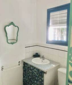Chambre marine : côté cabinet de toilette