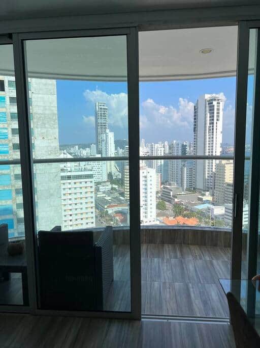 180 degree Patio with views of Bocagrande 180 degree Patio with views of Bocagrande