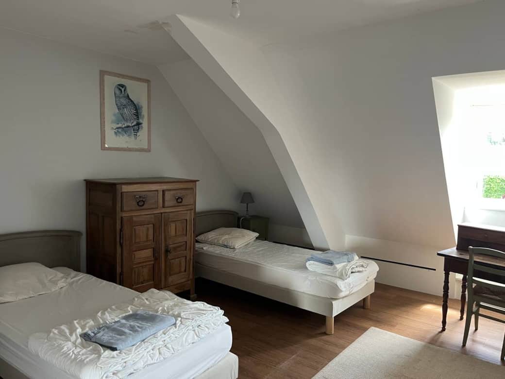 Two single beds 