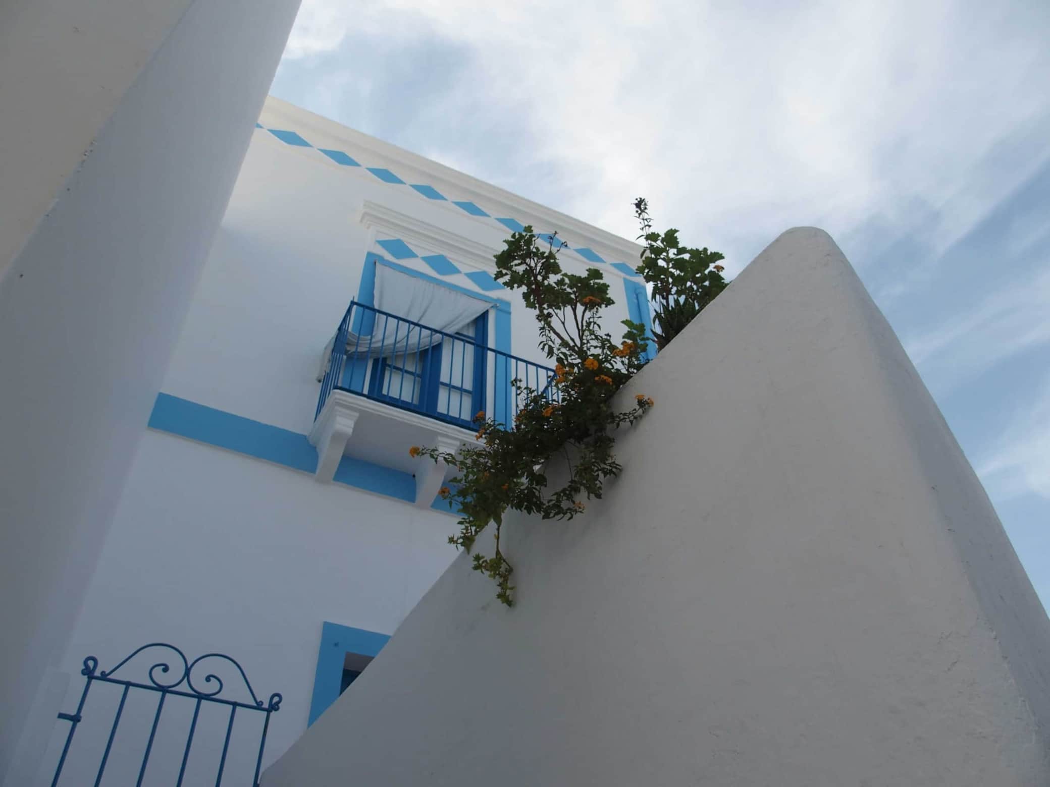 hausansicht-stromboli-insel-architektur.JPG