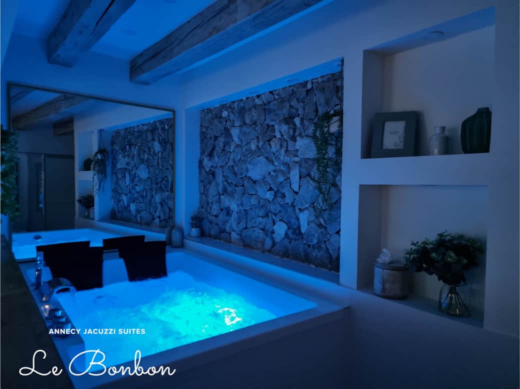Le Bonbon - Jacuzzi nuit