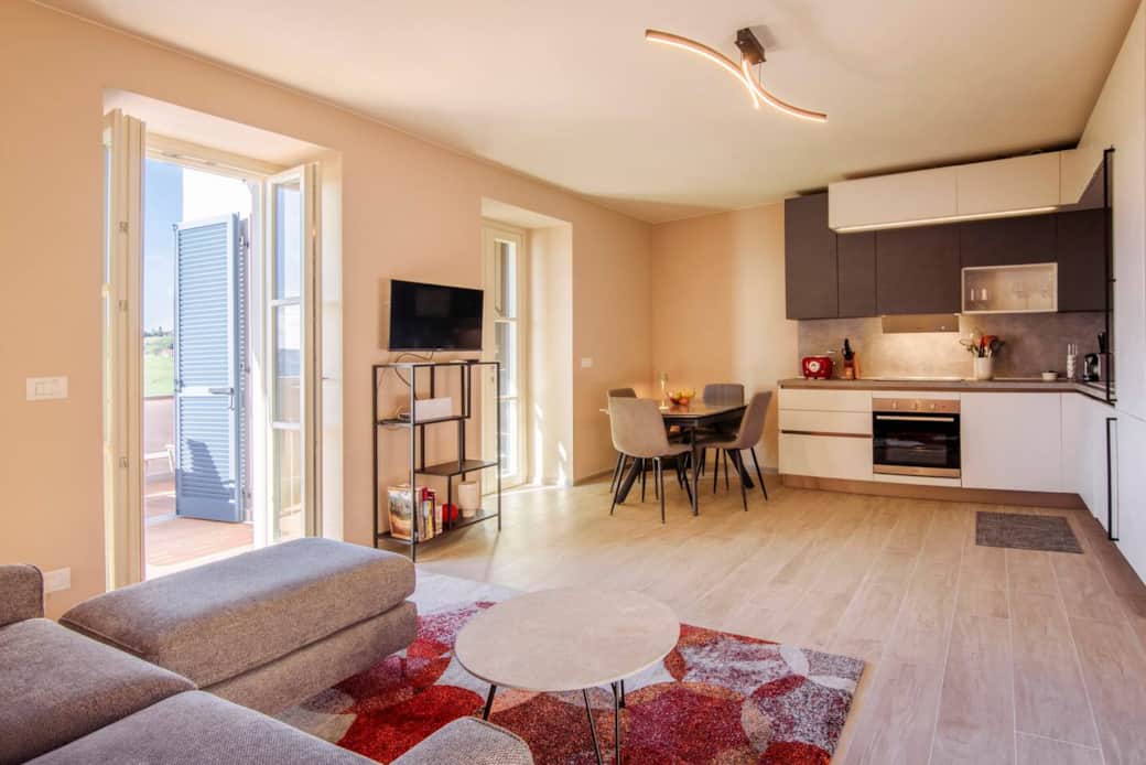 Elegante e luminoso soggiorno 