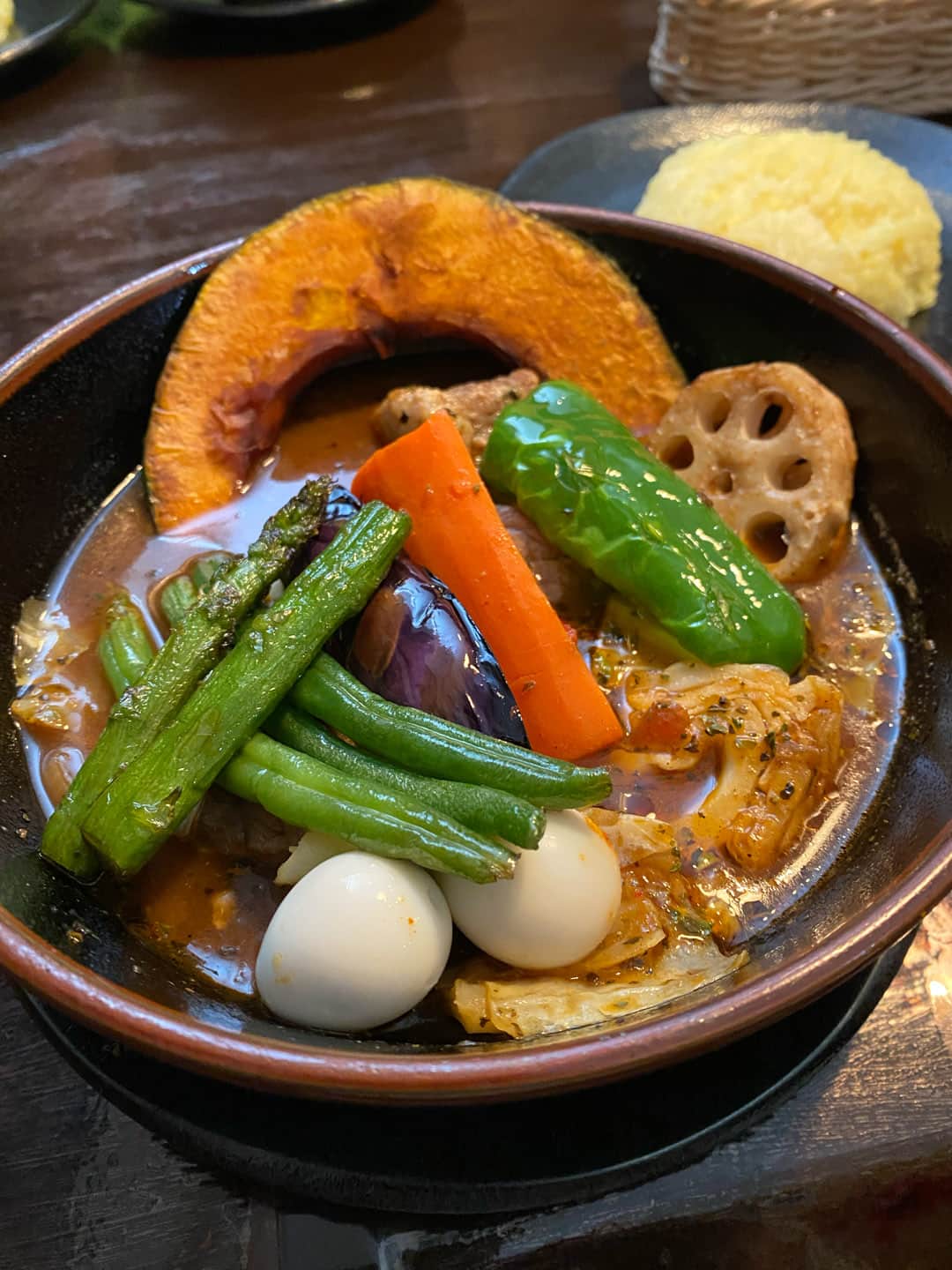 北海道の野菜がたっぷり入っているスープカレー 北海道の野菜がたっぷり入っているスープカレー