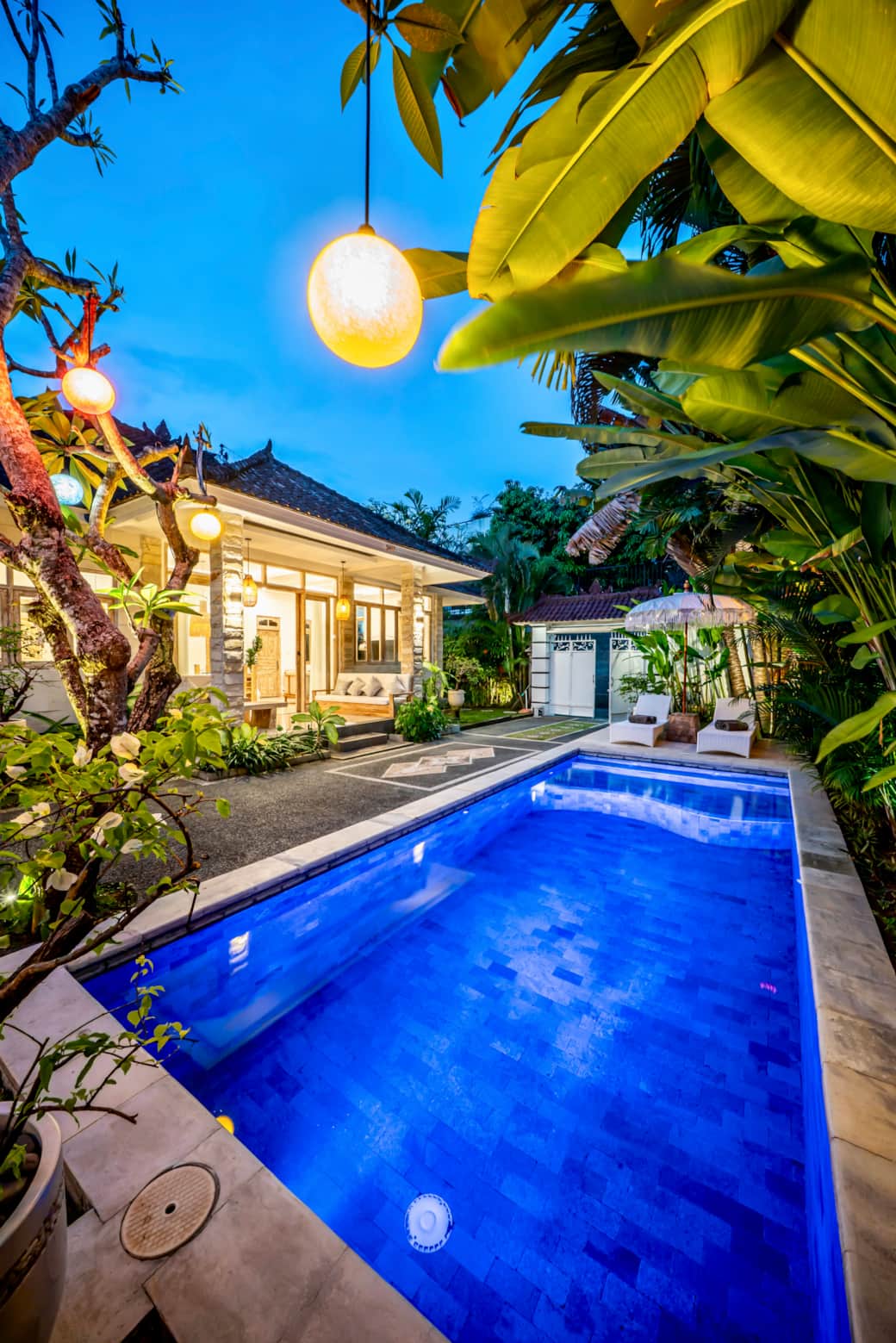 Villa Kensington – 3BR Seminyak luxury with private pool and tropical garden, near Double Six Beach