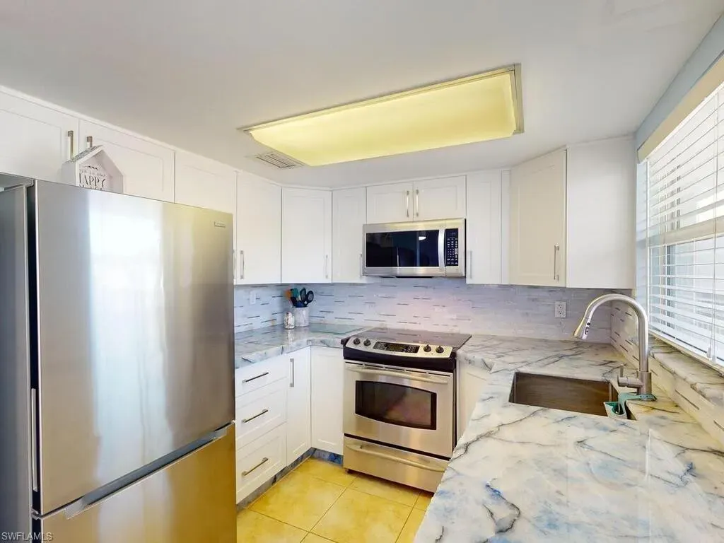 Great Kitchen!