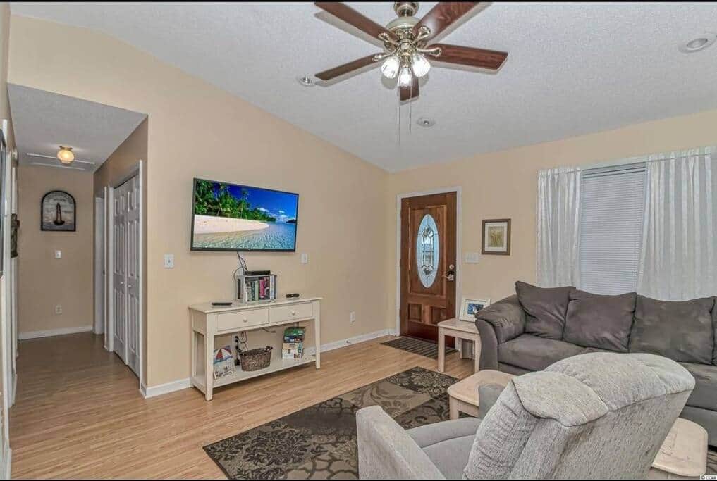 2c709d73 e443 4a3b baab 29d7d018e563