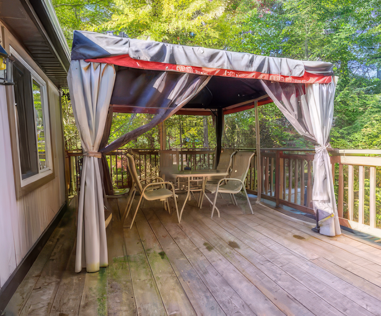 Terrasse gazebo - Screened in gazebo