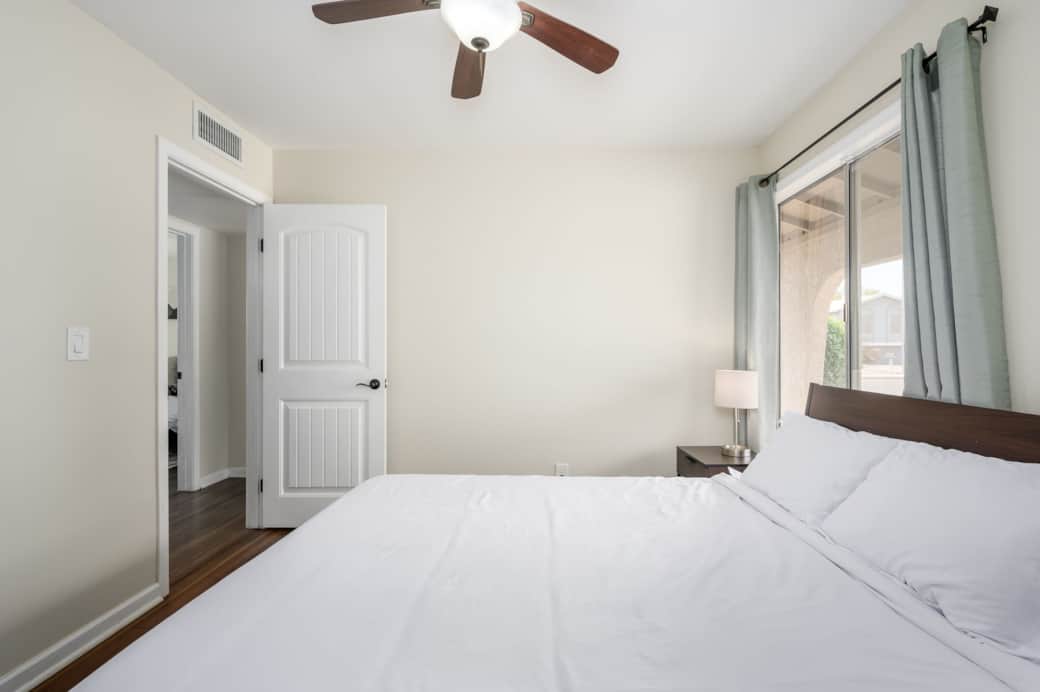 guest bedroom #1