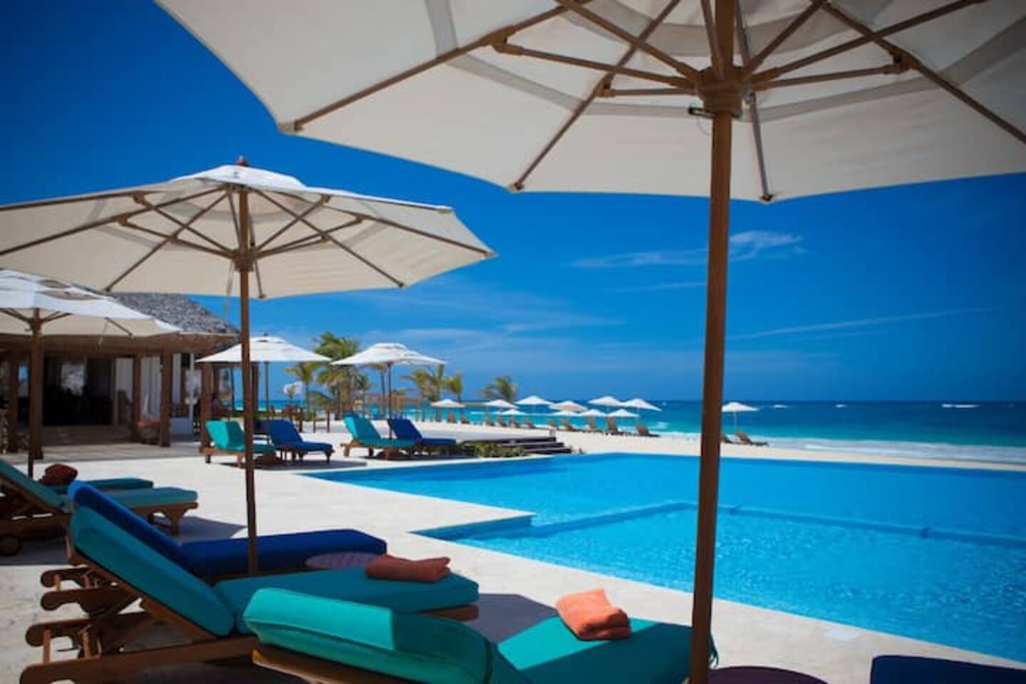 Big 2 BR condo Cana Pearl, Cana Bay - Pool view photo 4