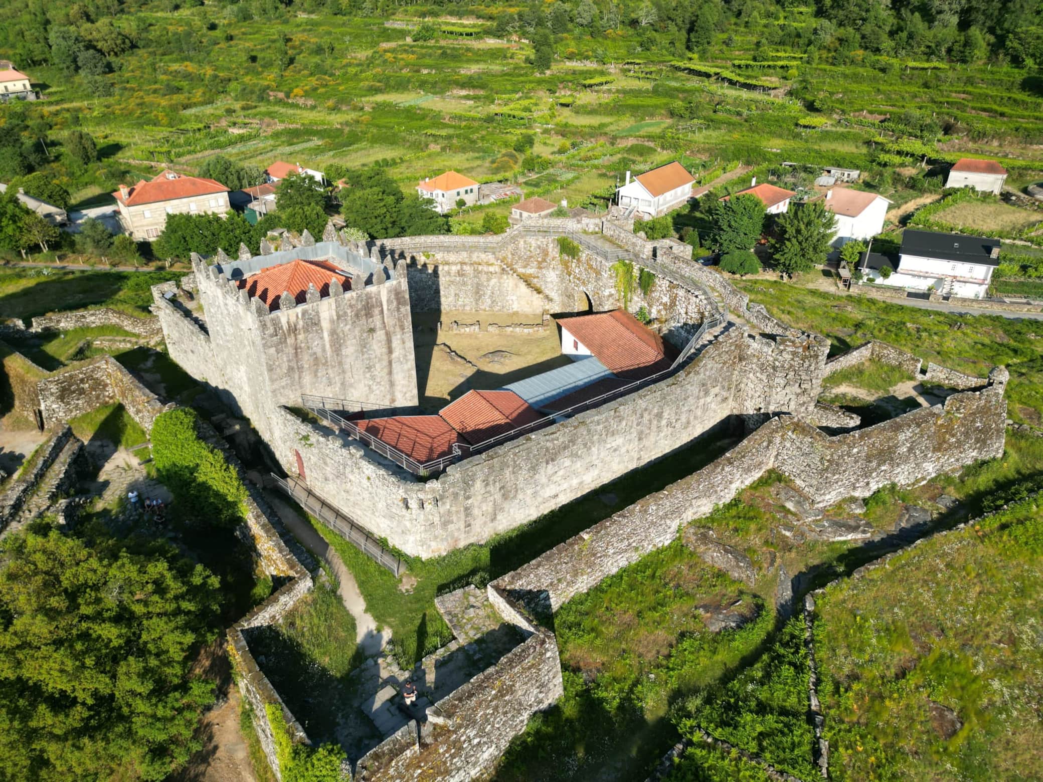 crest-houses-lindoso-geres-castle-aerial view.jpeg