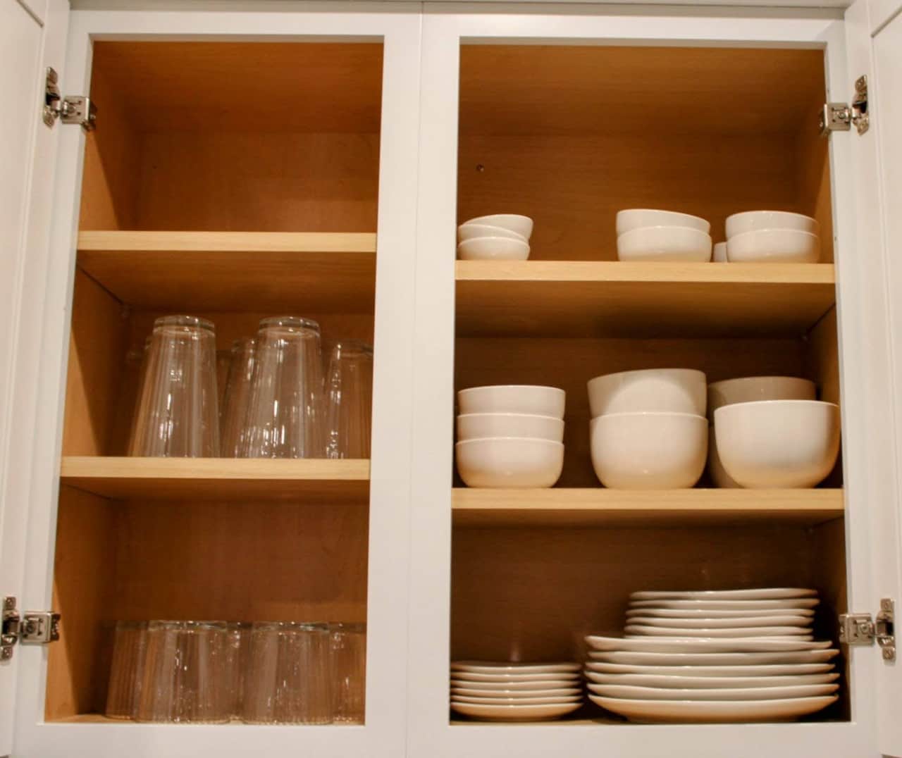 Kitchen dishes