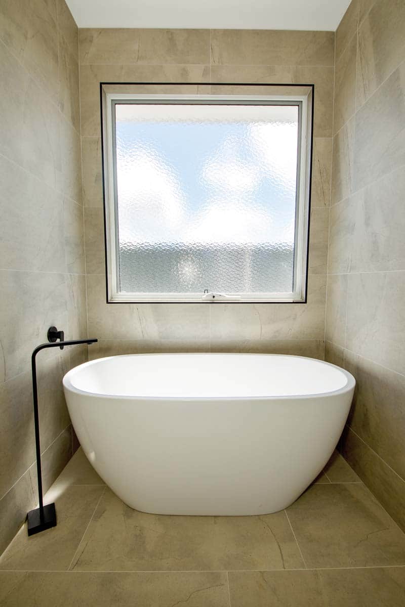Luxurious Bath