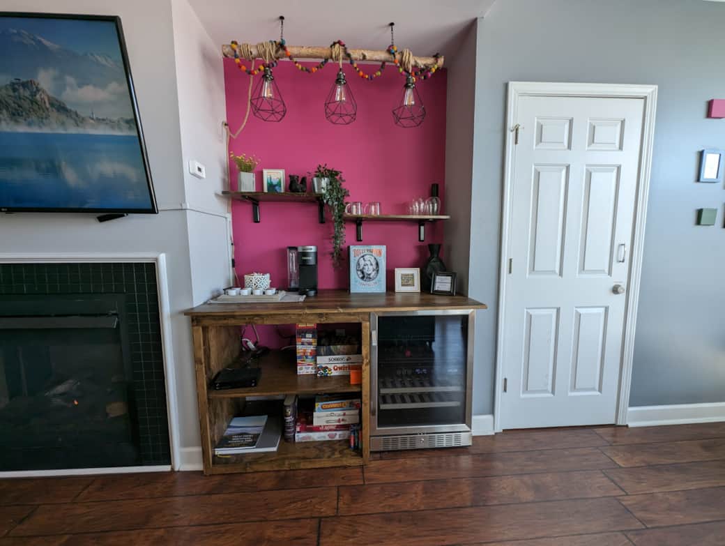 Another custom build by your host, the beverage bar and lights!
