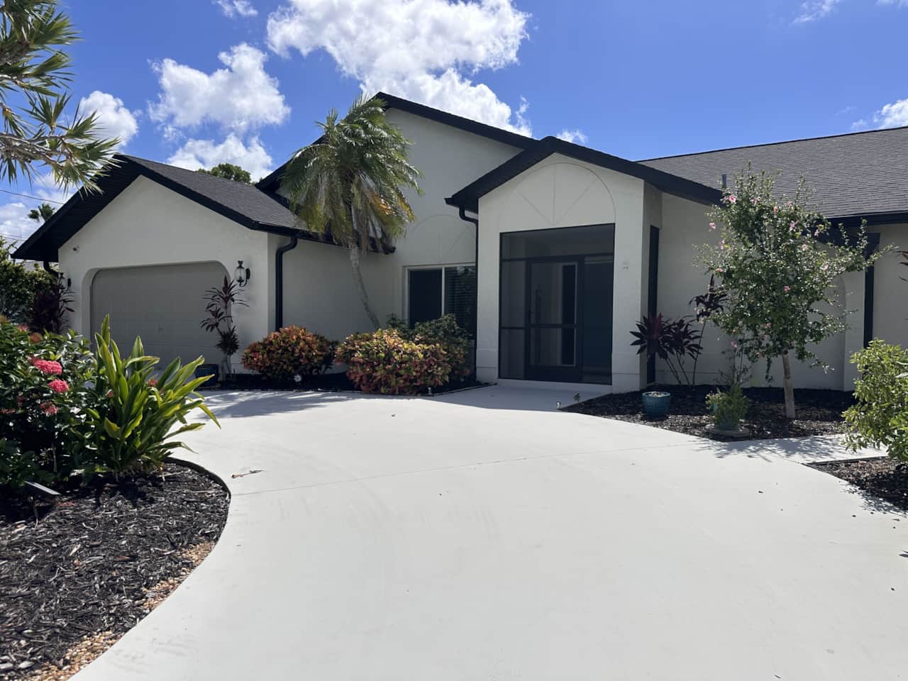 SW Cape - Front of Property