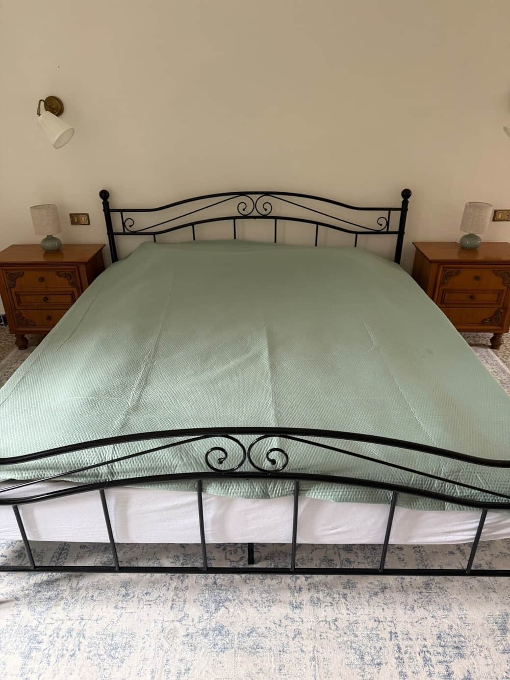 Schlafzimmer 1