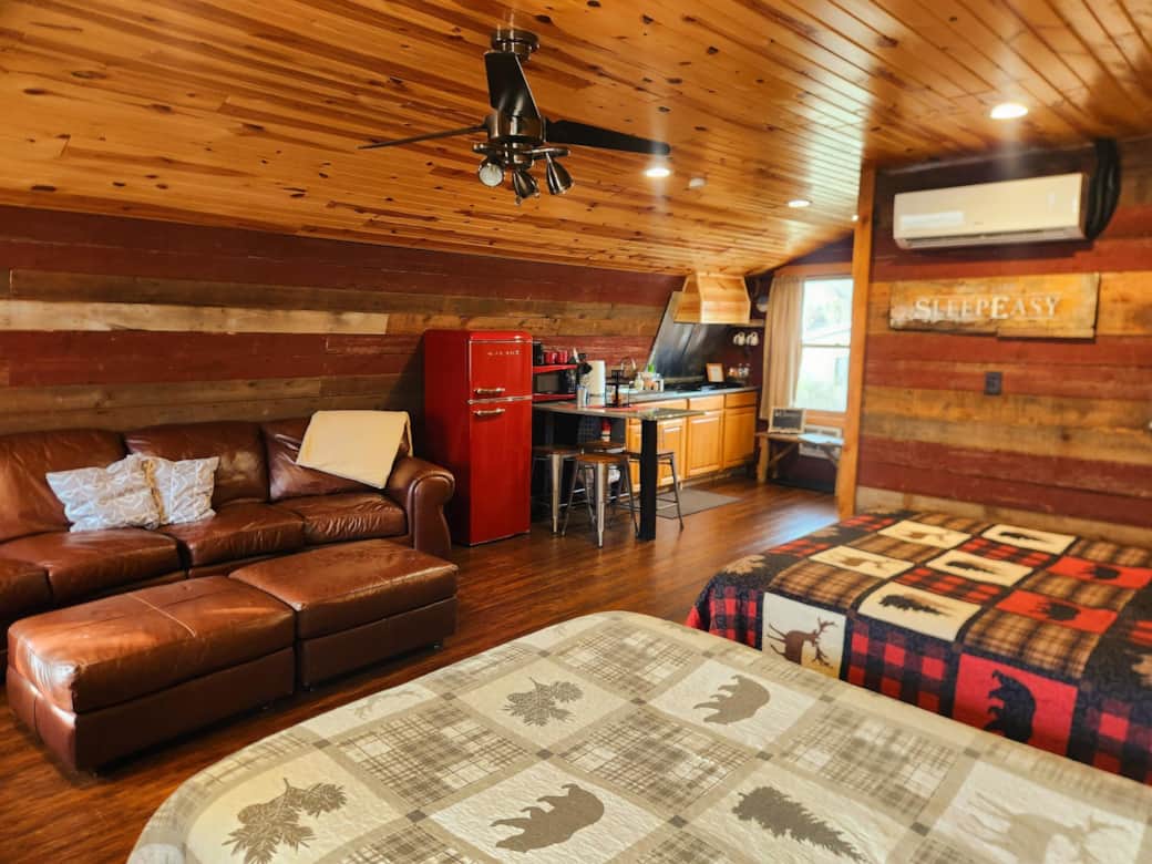 Relax in this beautiful studio