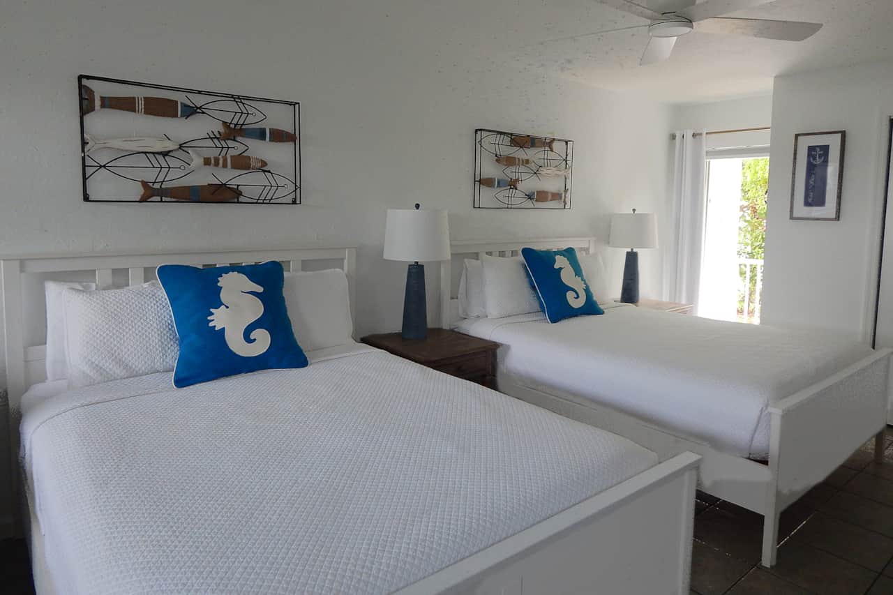 Unit #6 Two Queen Beds. Sleeps 4 guests.