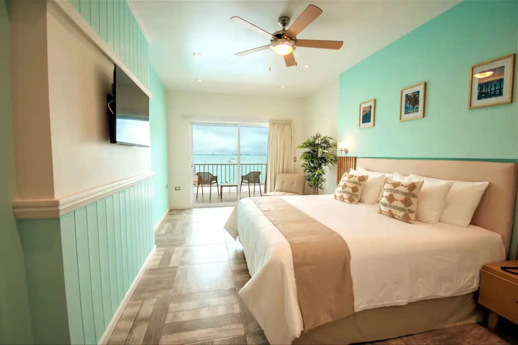 Marina Bartolome - Bartolome Suites - Oceanfront - Isla Mujeres - Vacation Rentals - Bedroom - Pool Marina Bartolome - Bartolome Suites - Oceanfront - Isla Mujeres - Vacation Rentals - Bedroom - Pool