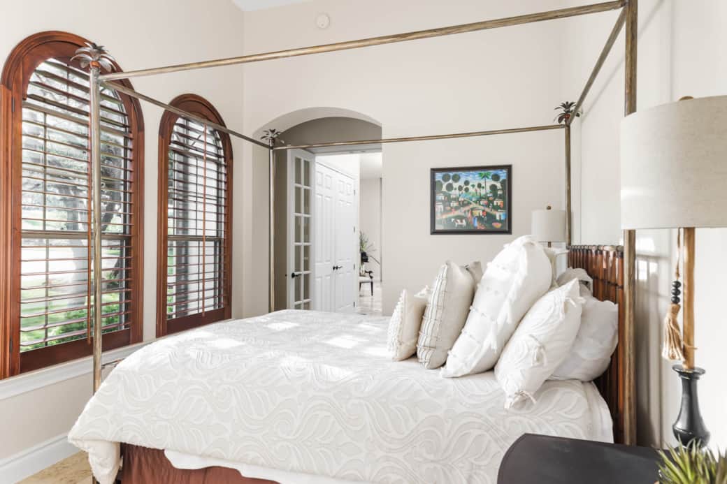 Downstairs bedroom with Queen bed