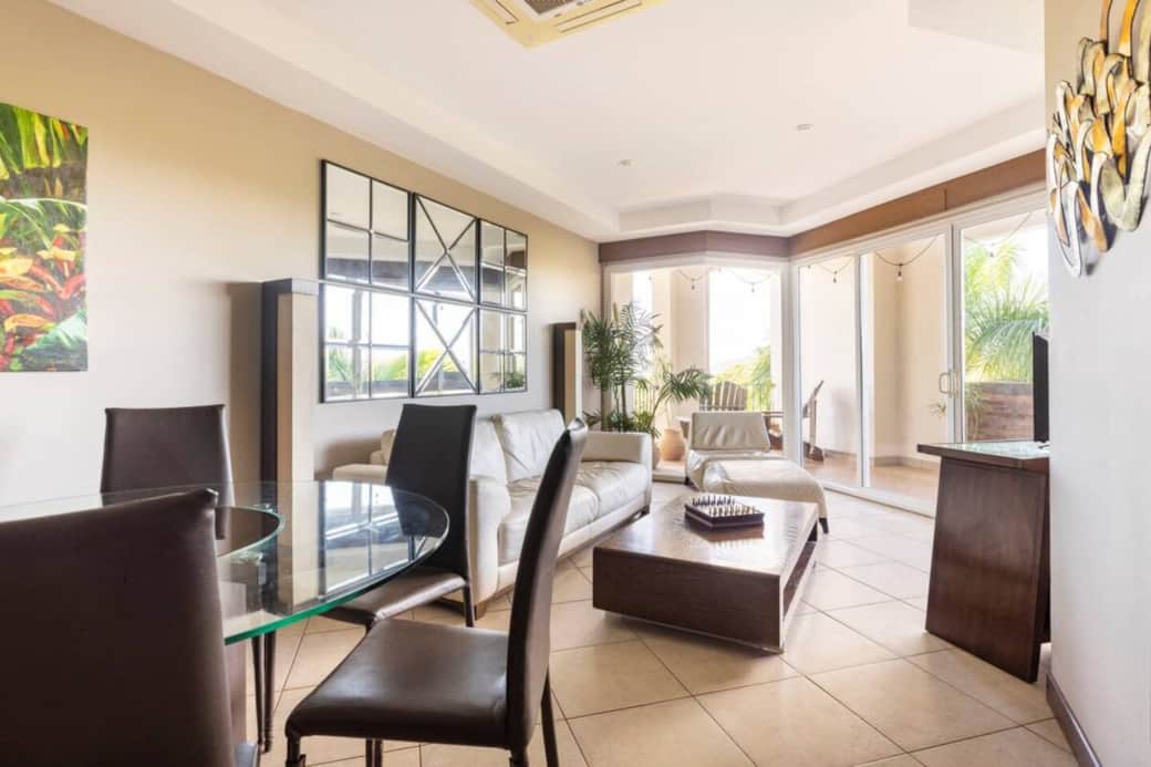 Living Room / Dining Area