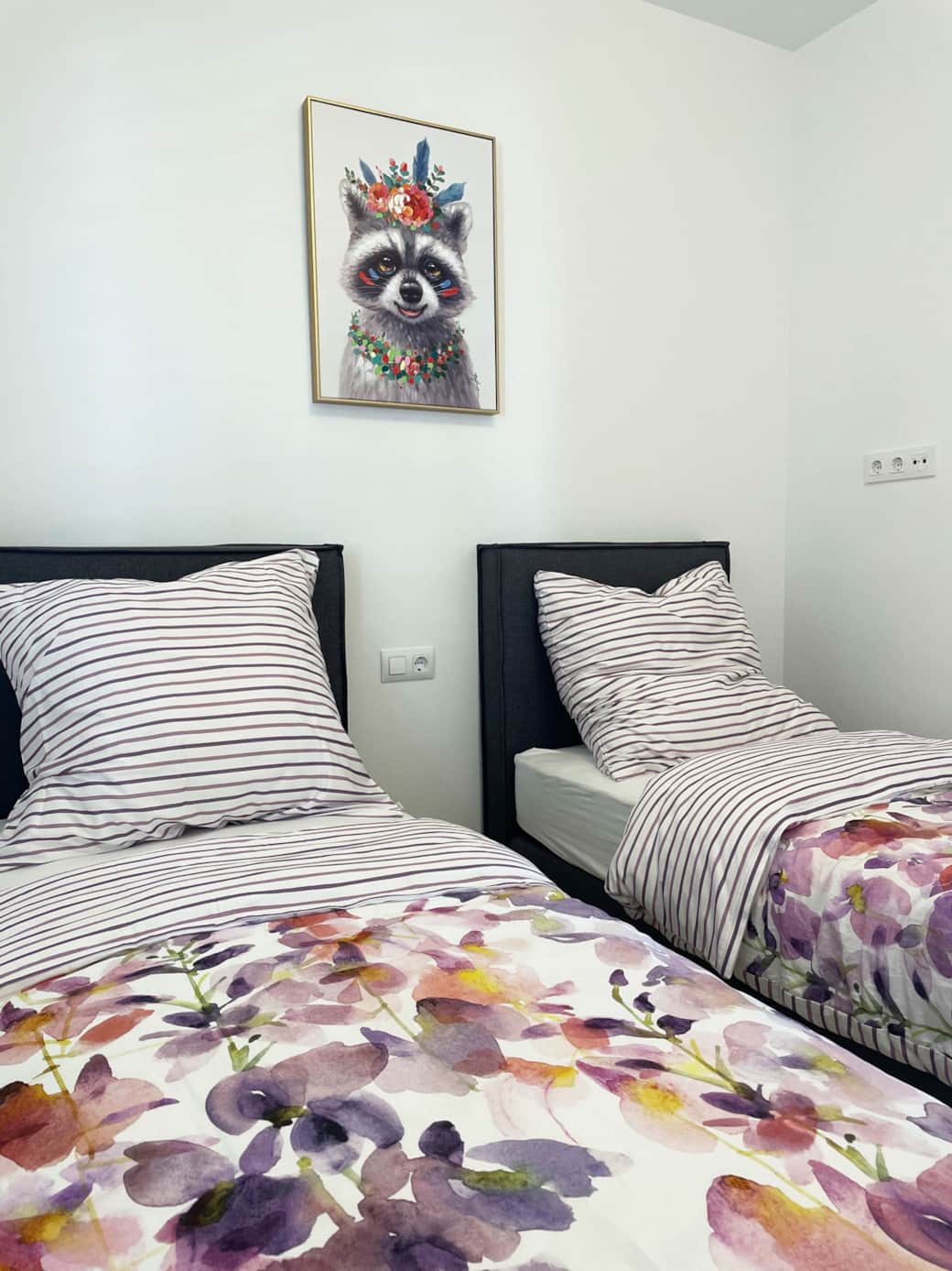 Schlafzimmer Nr. 2 mit zwei Einzelbetten